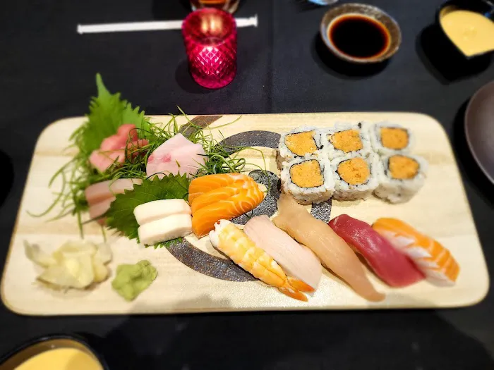 Lantern Sushi Picture 9