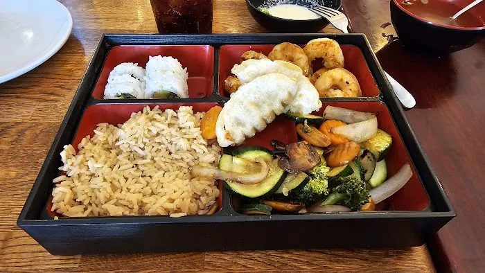 Konnichiwa bento,sushi & grill Picture 1