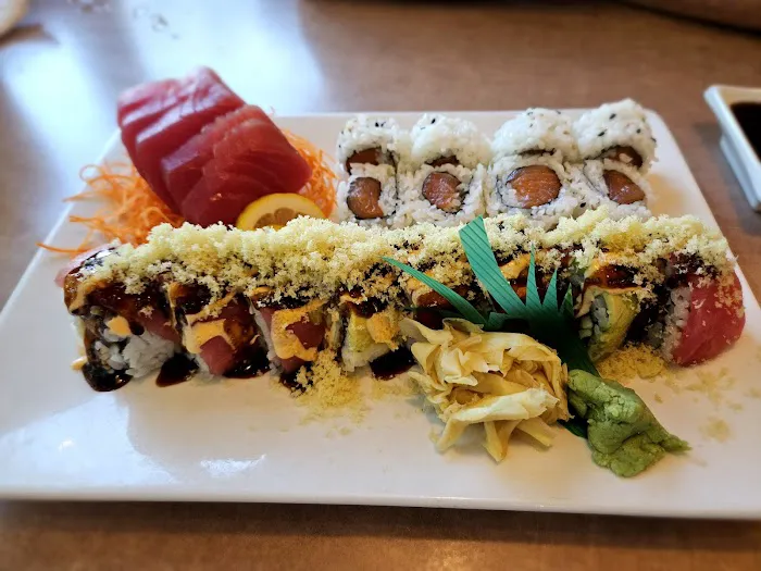 Kimono Japanese Restaurant And Sushi Bar Picture 8