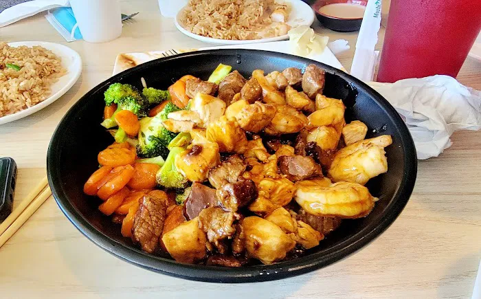Konnichiwa steak, sushi &bento Picture 5