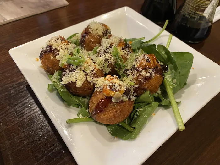 Irashiai Sushi Pub Japanese Picture 6