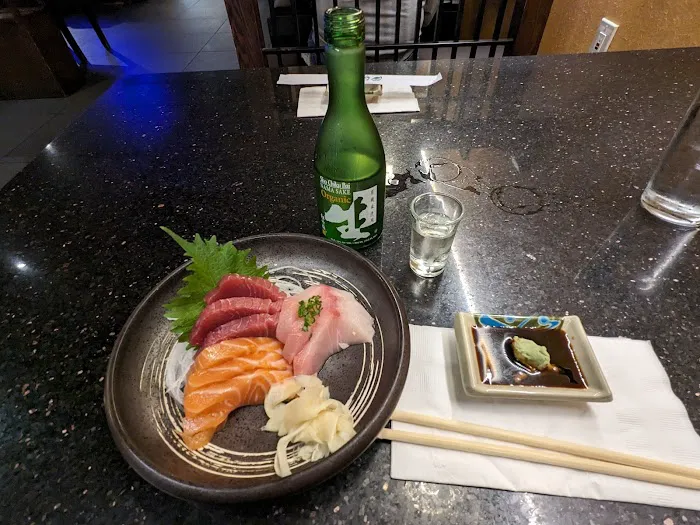 Green Tea Sushi Japanese Restaurant Picture 10