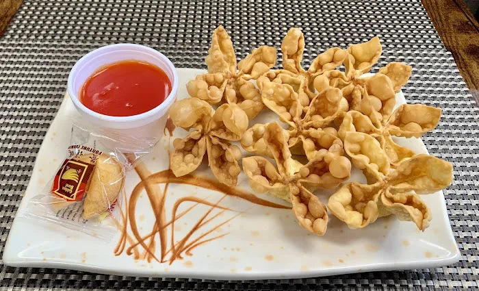 Fuji Hibachi Wok & Sushi Picture 4