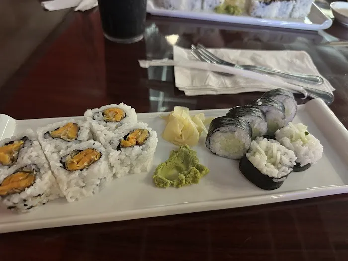 Osaka Sushi Bar and Asian Cuisine Picture 10