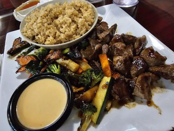 Osaka Sushi Bar and Asian Cuisine Picture 6