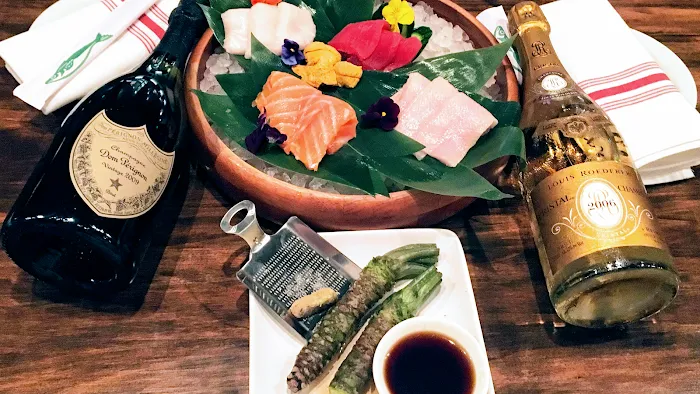 Sukeban Sushi & Champagne Bar Picture 10