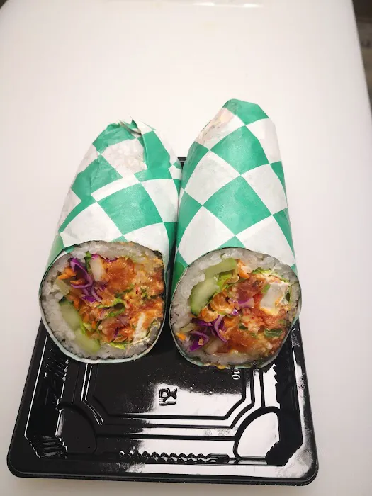 Izu sushi and poke Picture 6