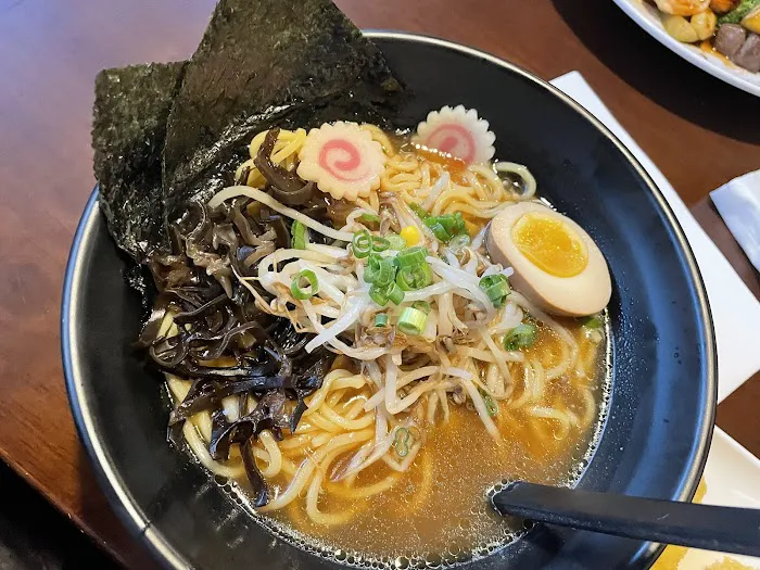 Sakana Sushi Hibachi Ramen and Bar Picture 9