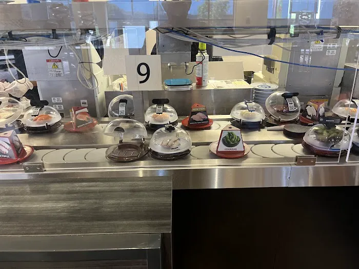 Kura Revolving Sushi Bar Picture 5