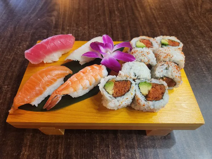 Godai Sushi Bar & Japanese Restaurant Picture 6