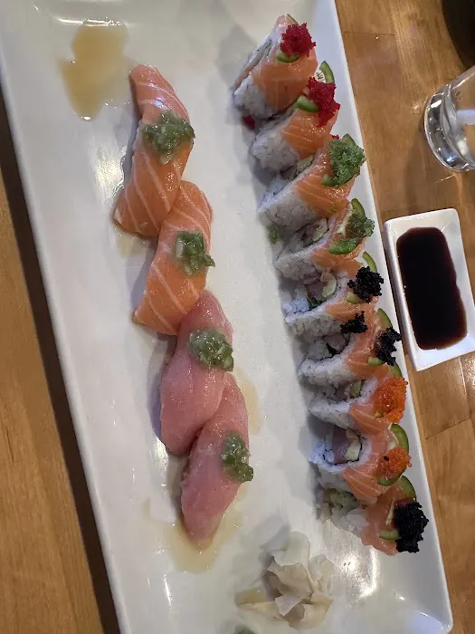 Toroko Sushi Picture 5