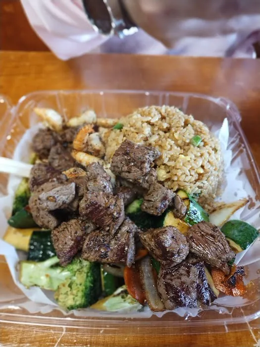 Sumo Sumo Hibachi Bar Picture 1