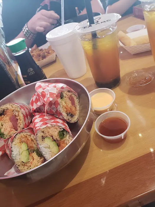 Ginza Ramen and Poke Picture 4