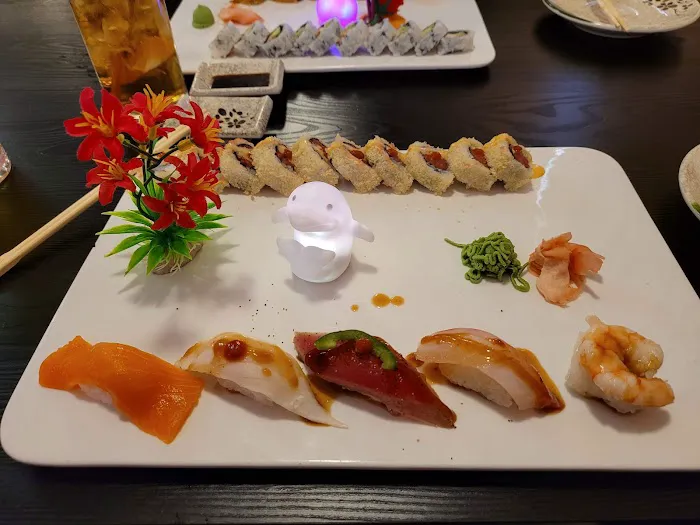 Q Sushi and Grill Picture 3