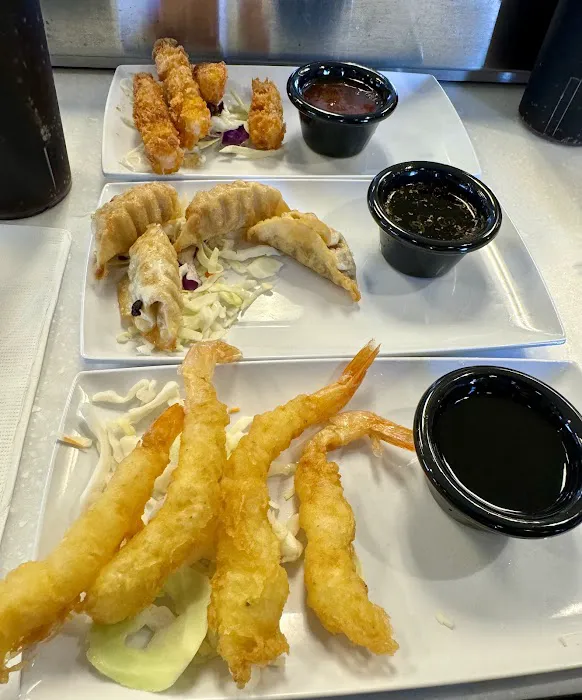 Trappers Sushi Co. - Dove Creek Picture 4