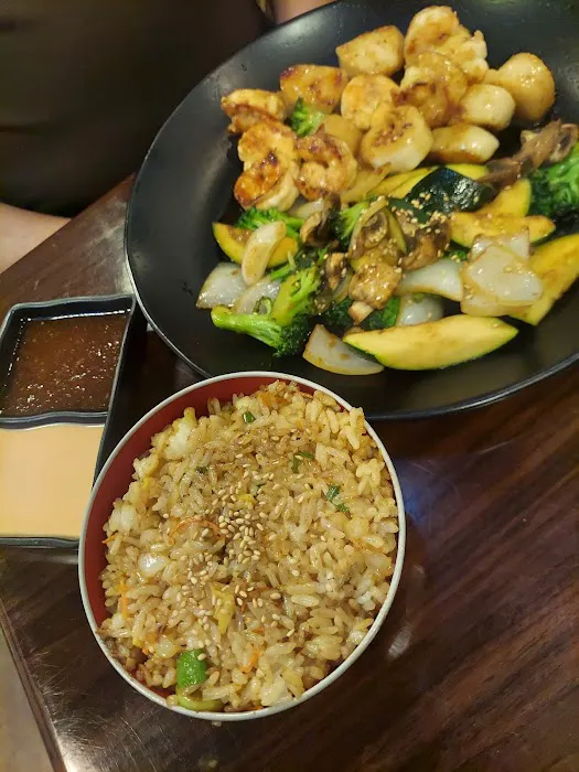 Hotaru Sushi & Hibachi Picture 5