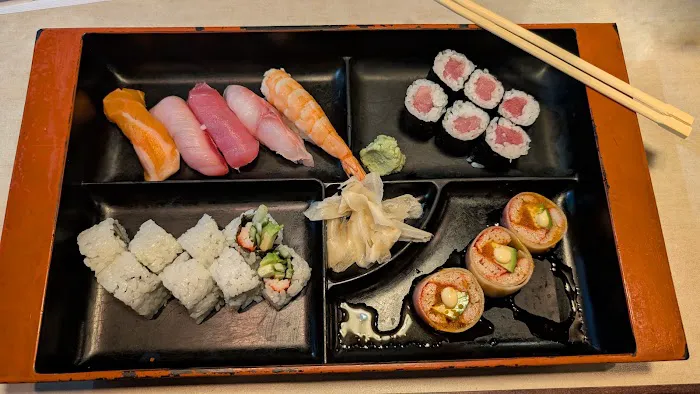 A Tan Asian Bistro & Sushi Bar Picture 1