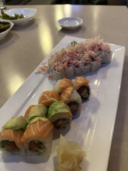 A Tan Asian Bistro & Sushi Bar Picture 4