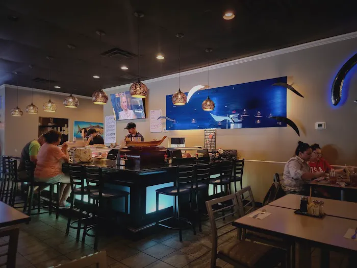 A Tan Asian Bistro & Sushi Bar Picture 6