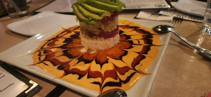A Tan Asian Bistro & Sushi Bar Picture 9