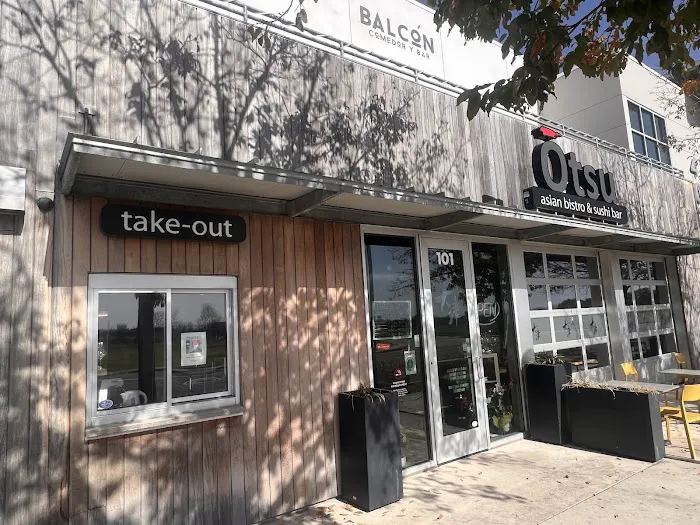 Otsu Asian Bistro & Sushi Bar Picture 1