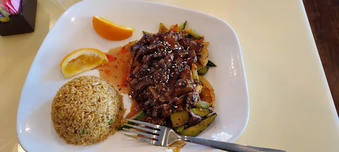 A-Tan Asian Bistro & Sushi Bar Picture 5