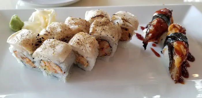 A-Tan Asian Bistro & Sushi Bar Picture 2