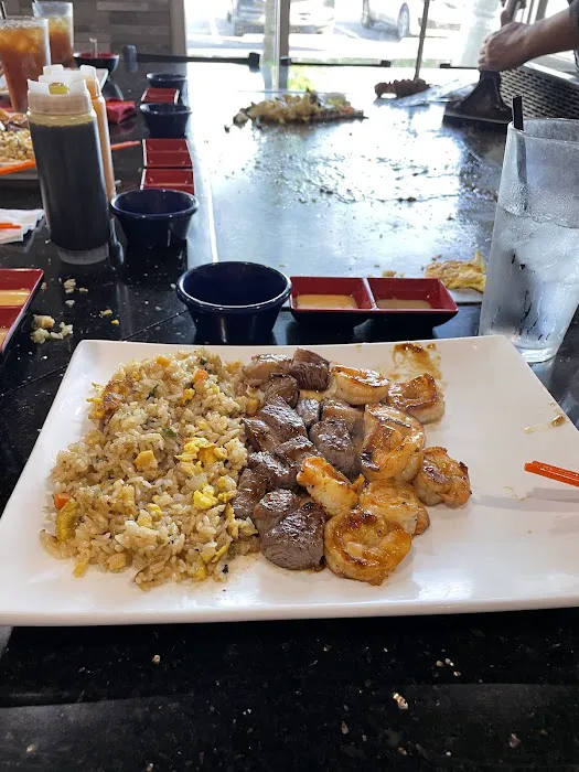 Sakura Sushi & Steak & Hot Pot Picture 3