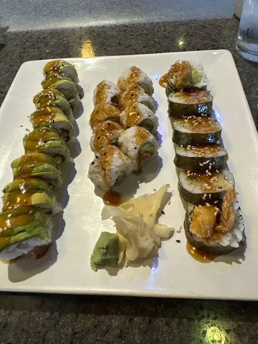 Nanami Sushi Bar & Grill Picture 7