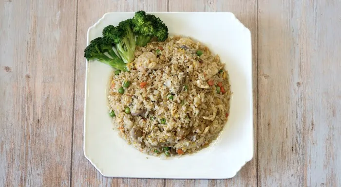 Nanami Sushi Bar & Grill Picture 5