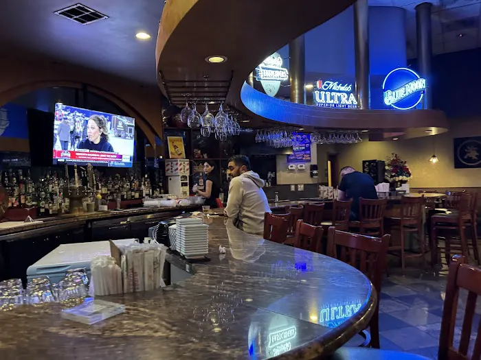Umi Sushi Bar & Grill Picture 4