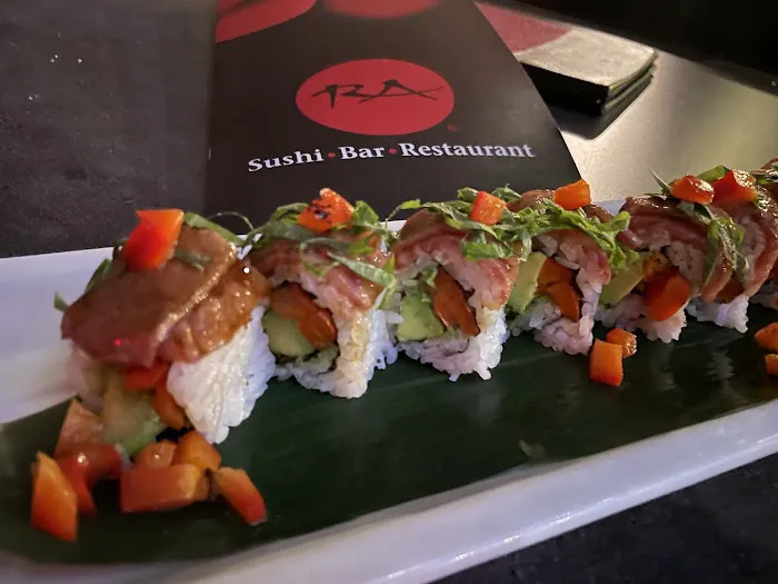 RA Sushi Bar Restaurant Picture 4