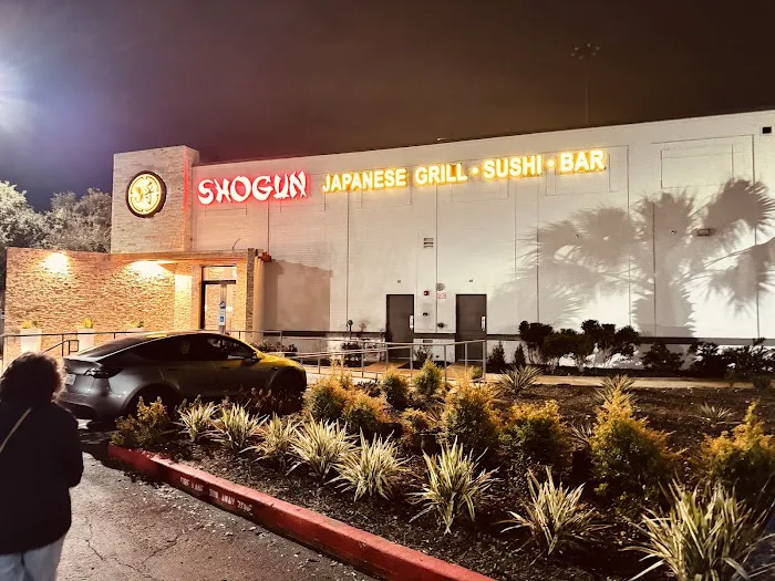 Shogun Japanese Grill & Sushi Bar Picture 8