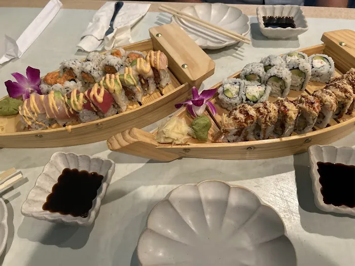 Goya Sushi & Grill Picture 6