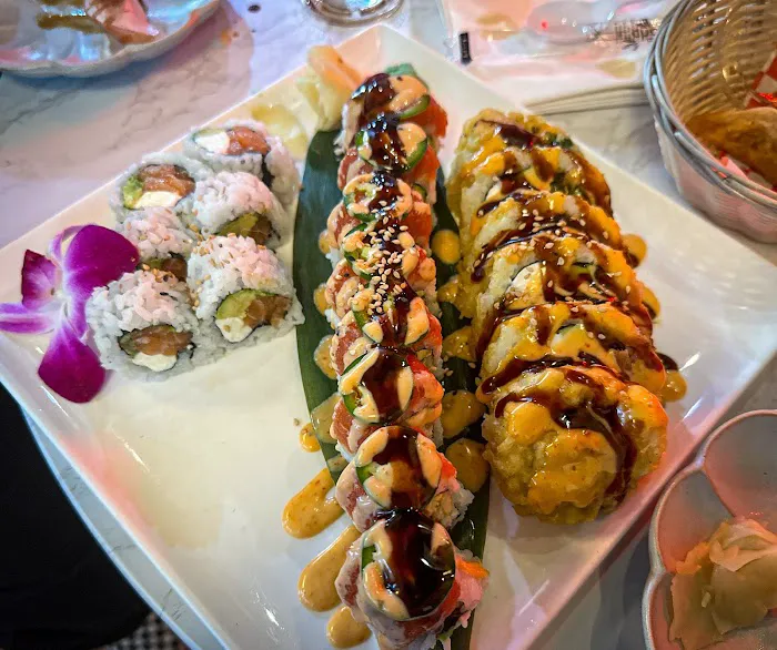 Hanara Sushi and Grill Picture 5