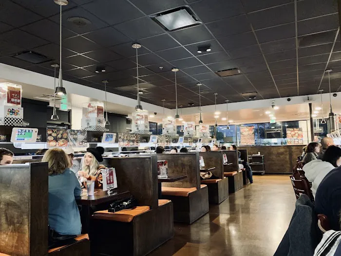 Kura Revolving Sushi Bar Picture 8