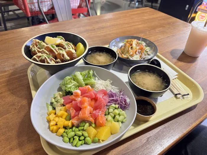 Umami St. Sushi & Donburi Picture 4