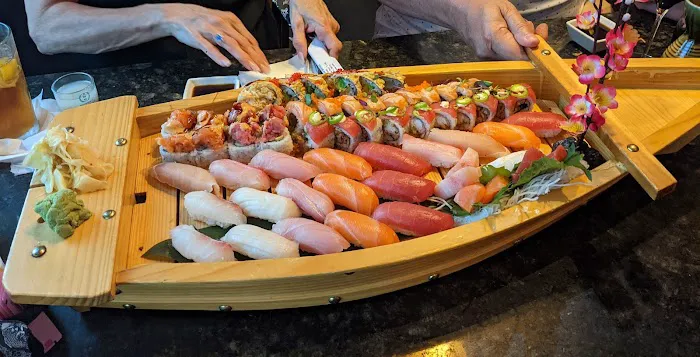 Takara Sushi & Asian Bistro Picture 1
