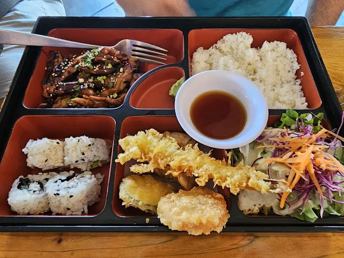 Miyo Yakitori & Sushi Picture 6
