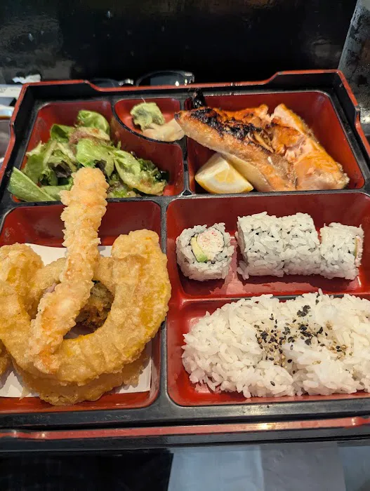 Tomodachi Sushi Picture 7