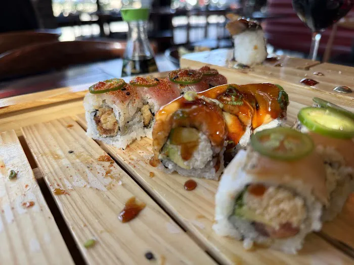 Blue Sushi Sake Grill Picture 9