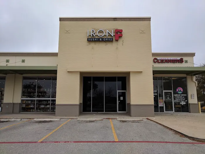 Iron Fish Sushi & Grill Picture 1
