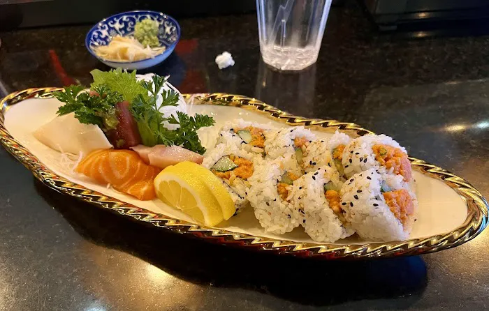 Iron Fish Sushi & Grill Picture 5