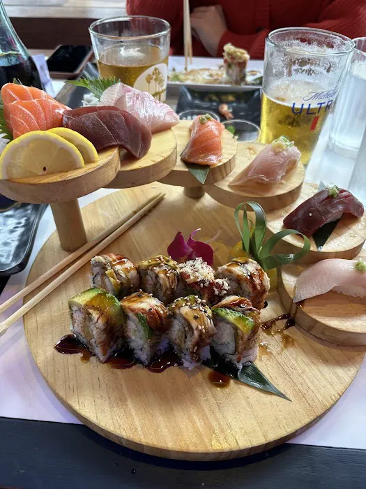 Zzan Sushi & Soju - Downtown Picture 4