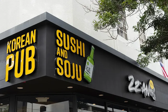 Zzan Sushi & Soju - Downtown Picture 7