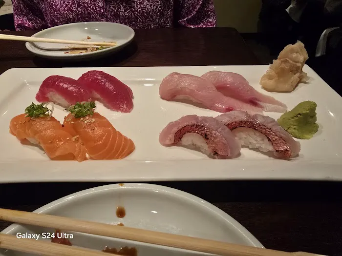 Shino Sushi + Kappo Picture 4