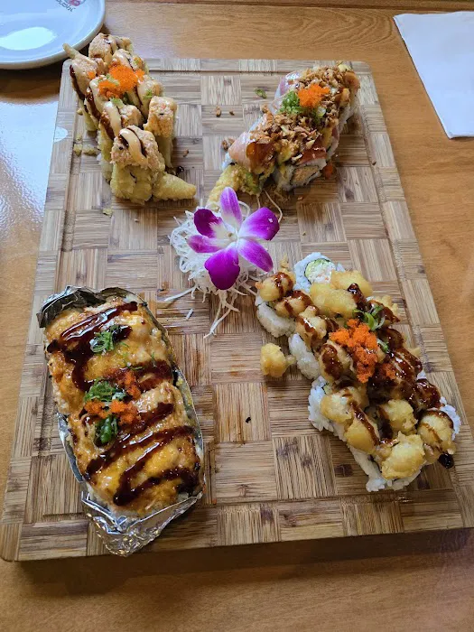 Sushi Roll Land - All You Can Eat Picture 10