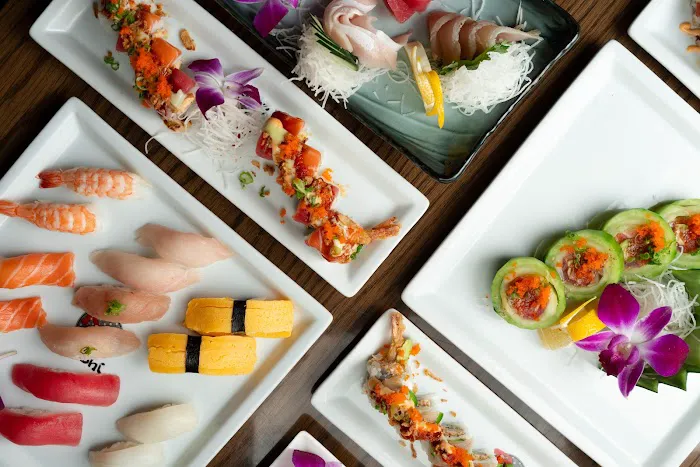 Sushi Roll Land - All You Can Eat Picture 2