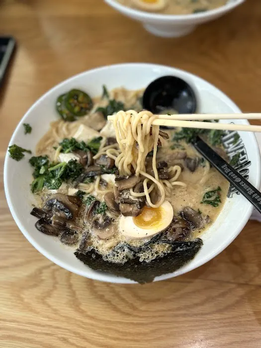 Silverlake Ramen Fashion Valley Picture 7