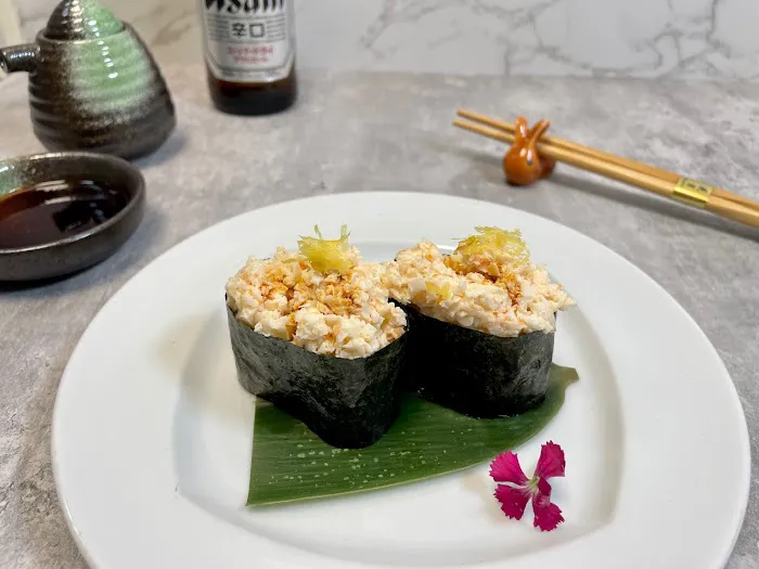 Gorilla Eats Sushi Picture 6